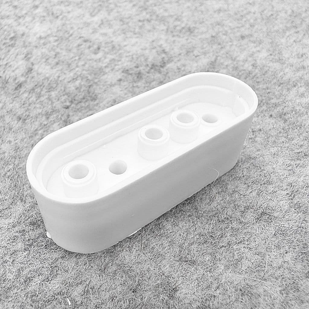 DLS Turn Button Turnbuckle Spacer - White