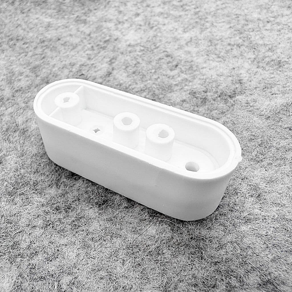 DLS Turn Button Turnbuckle Spacer - White