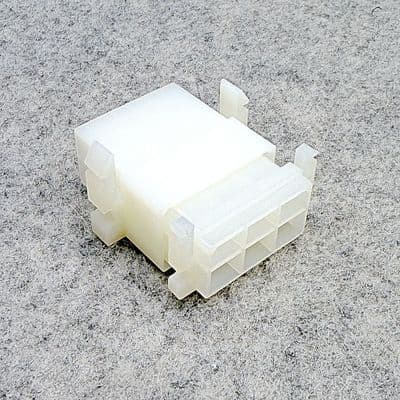 Powerpart 4 - Way Wiring Harness Connector  With Clip 12v - 230v