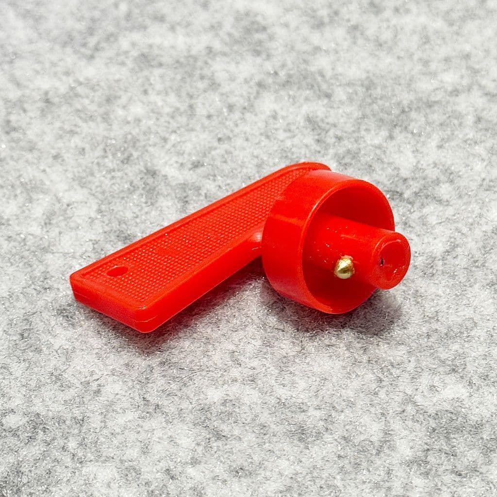 W4 Caravan Motor Mover Key Battery Isolator Switch Replacement Key - 12v
