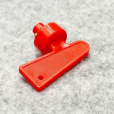 W4 Caravan Motor Mover Key Battery Isolator Switch Replacement Key - 12v