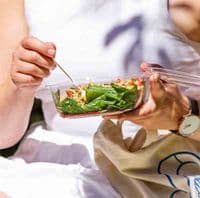 N1 Standard Biodegradable Compostable Hinged Dessert Deli Salad Container 12oz x 50