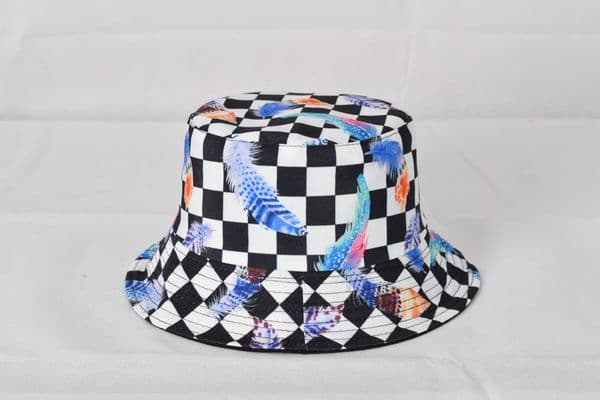 Bird Wings Checked Hat
