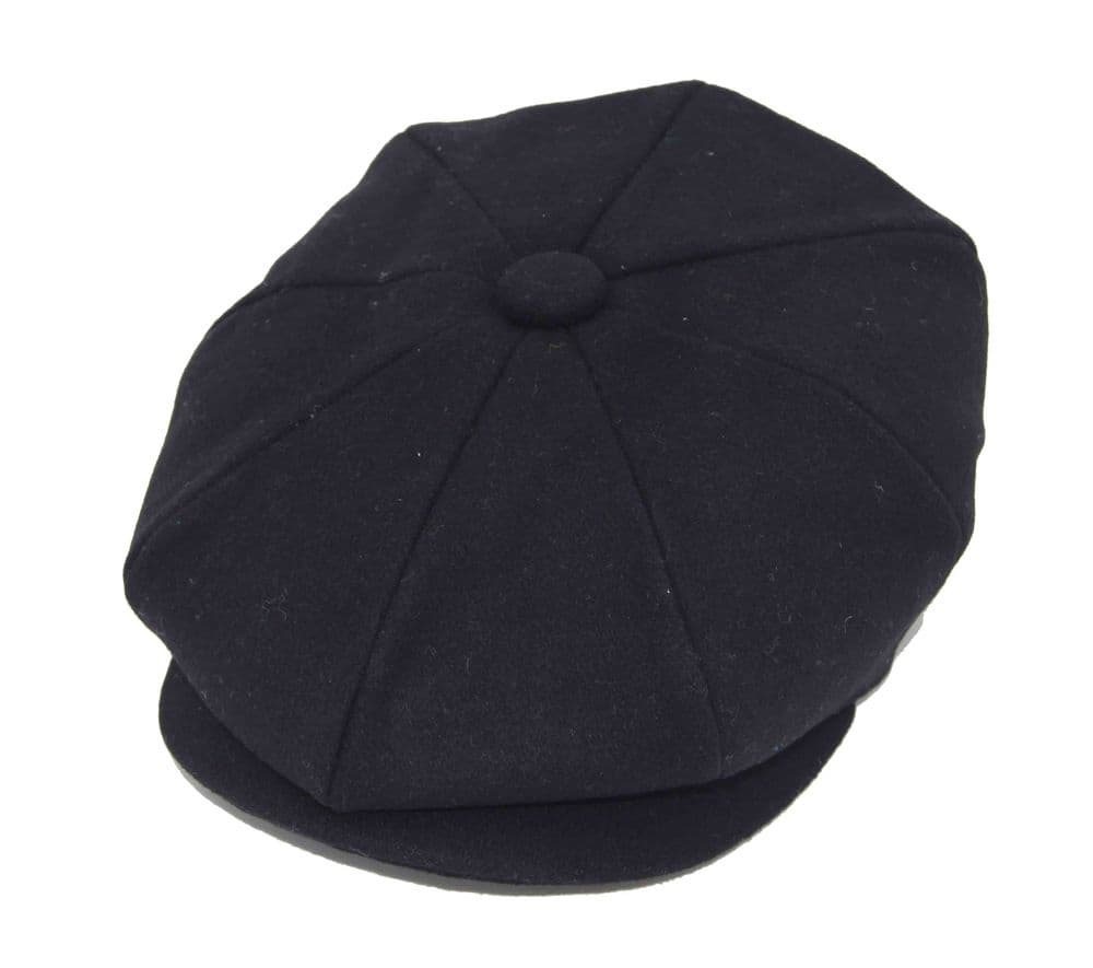 Black newsboy hat