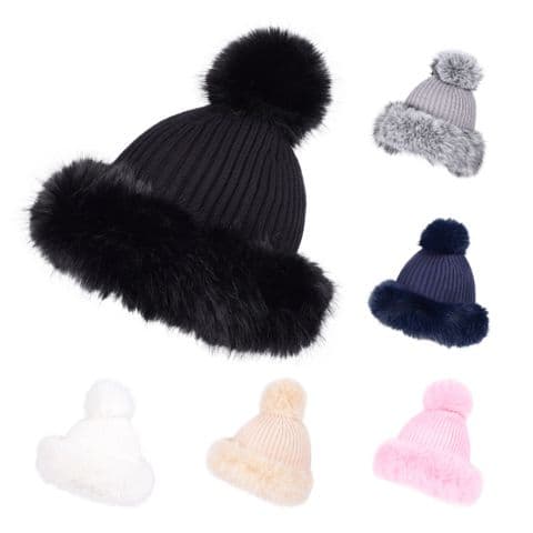 Fur hat with large brim and pom pom