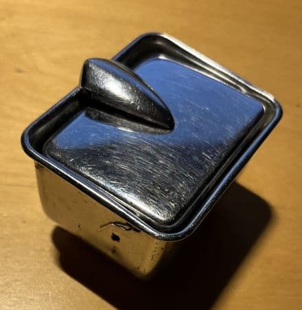 1953 - 1960 ASHTRAY ash tray GM 4162426. original