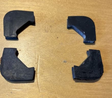 1953 -67 Corvette, GM760639 Battery top retainer SPACER SET