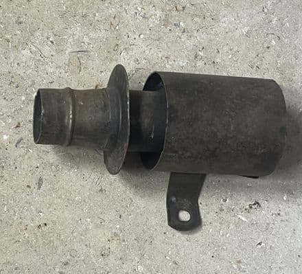 1955-1967 Chevy V8 crankcase vent breather baffle GM 3728502 OEM used