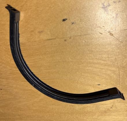 1955 -86 GM3887151 front oil pan sump SEAL