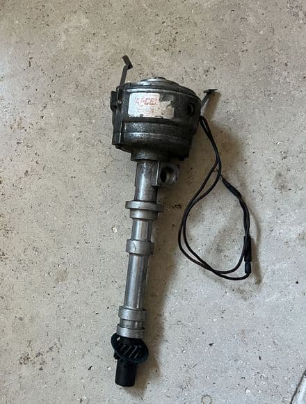 1956-74 Accel dual-point T 5573 Tach Drive Distributor, no cap Used