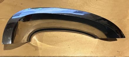 1958-1962 C1 Corvette , GM 3740209 Original LH UPPER EYEBROW MOULDING chrome trim in studs used