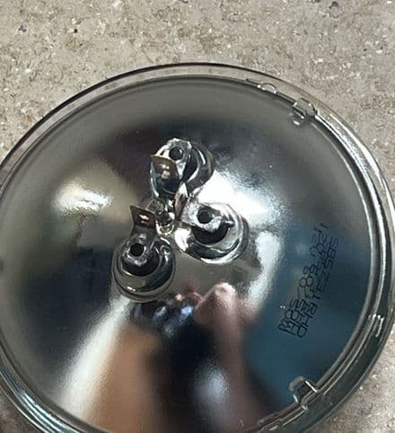 1958 -1982 C1,C2 ,C3, 5 3/4" 60/50w. 3-pin  Main-Dip Outer  SEALED BEAM  5731  new