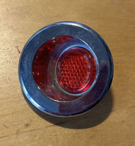 1958-61 door panel REFLECTOR GM 3747403 inc nut Used