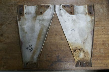 1961-1962 C1 Corvette.Pair of Top Mounting Brackets,OEM,Used