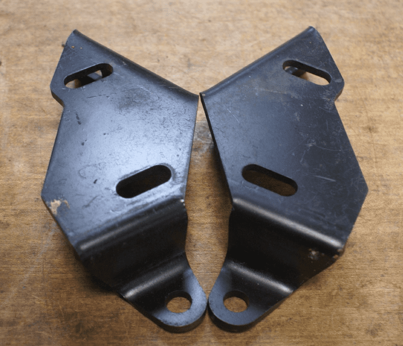 1961-62  Pair  Convertible Top Mount Brackets,Outer,New