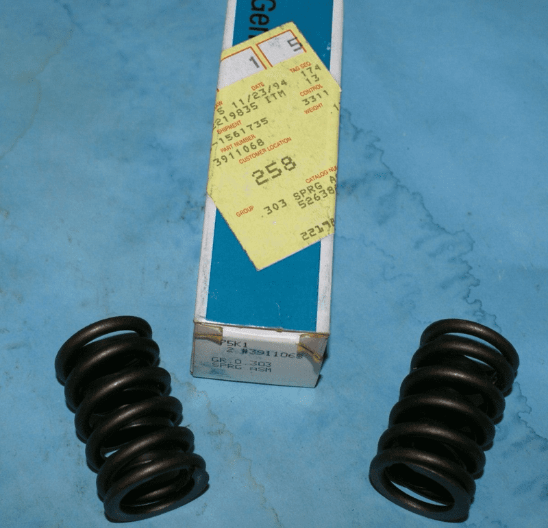 1962-1991 Corvette & CHEVY  Valve Spring with damper GM 3911068, New