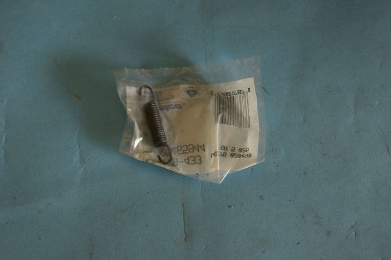 1963-1967 1968-1982 Corvette C2 C3 Lower Park Brake Spring GM 5465944 New, Box A
