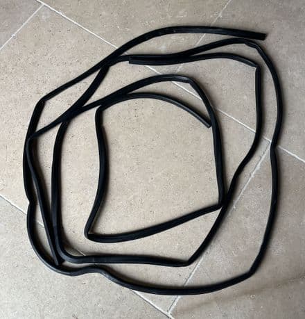 1963-1967 C2 Corvette COUPE Pair Latex Door Main Weatherstrips,New