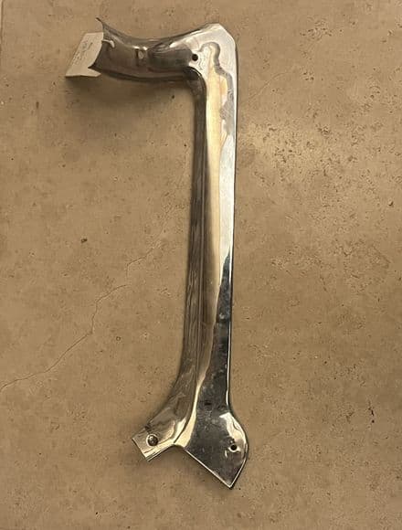 1963-1967 C2 GM 3823442 Conv, Inner A-Pillar Windshield Trim RH,Used