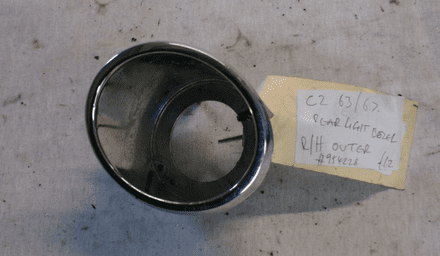 1963 - 1967 Corvette 954228 Original Drivers Side R/H Tail Light Bezel 9542128 used