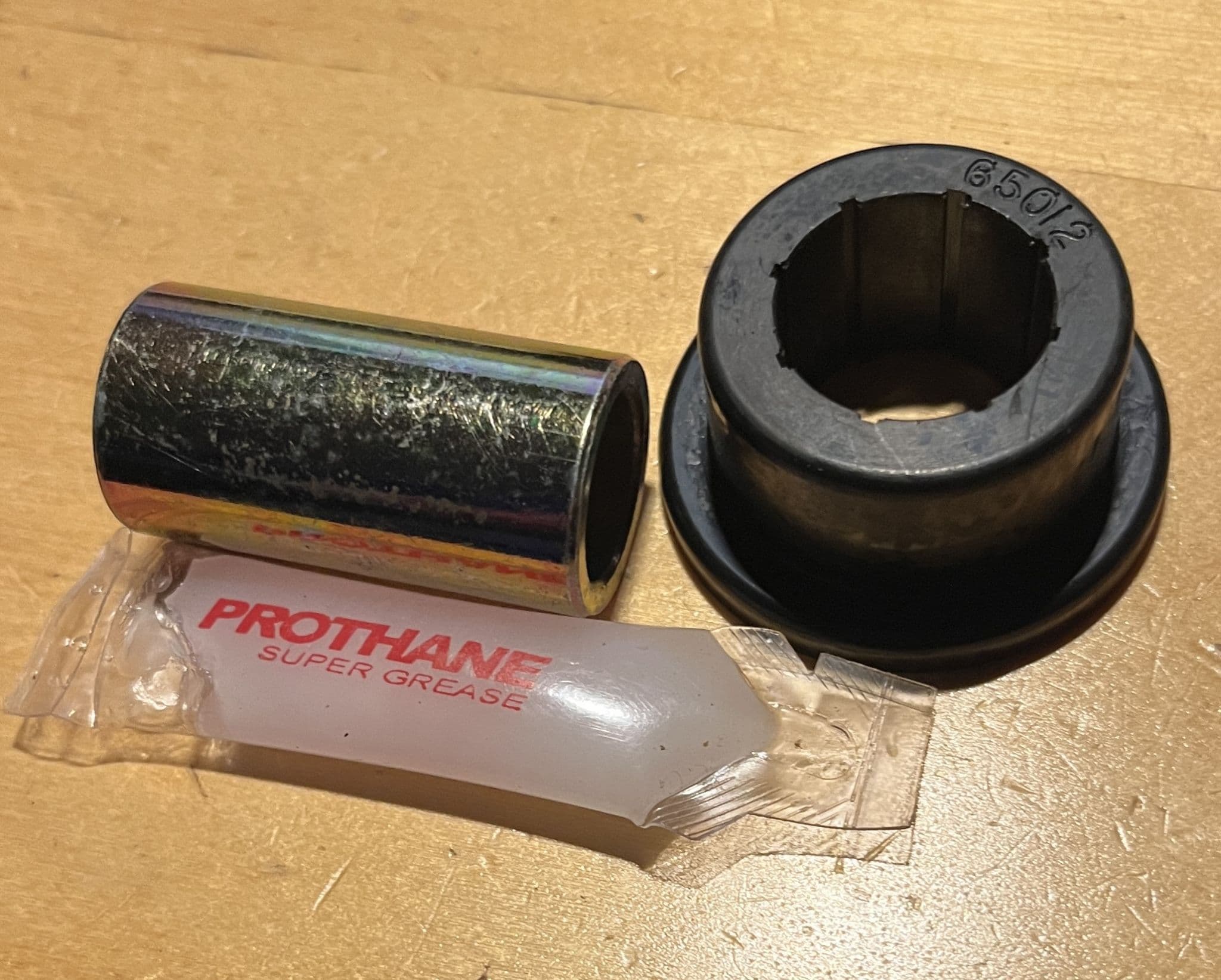 19631974 C2 C3 Corvette Rear Strut Rod Bushing Kit 11/4 " OD