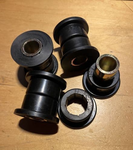 1963-1974 C2 C3 Corvette,Rear Strut Rod Bushing Kit 1-1/4 " OD Polyurethane,New