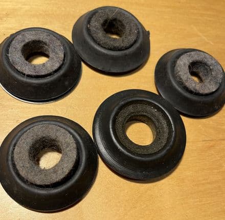 1963-67 C2 Headlight 5 new/used FELT WASHER &RETAINERS