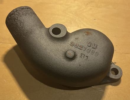 1963-69 GM 3827369 OUTLET THERMOSTAT HOUSING Used , usual corrosion