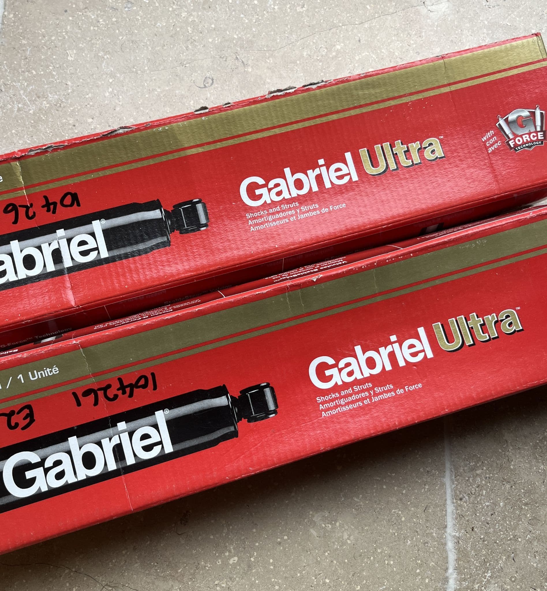 196382 PAIR FRONT Shock Absorbers Gabriel Ultra 69625 New