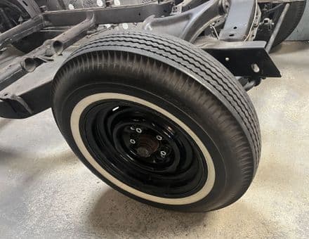 1963 Corvette, GM 3900200 excellent ROLLING CHASSIS Blasted & black Easy fit any 1963-67