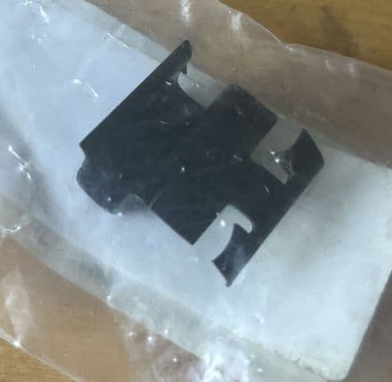 1963 SWC Windshield Moulding Clip single 20mm width ,New