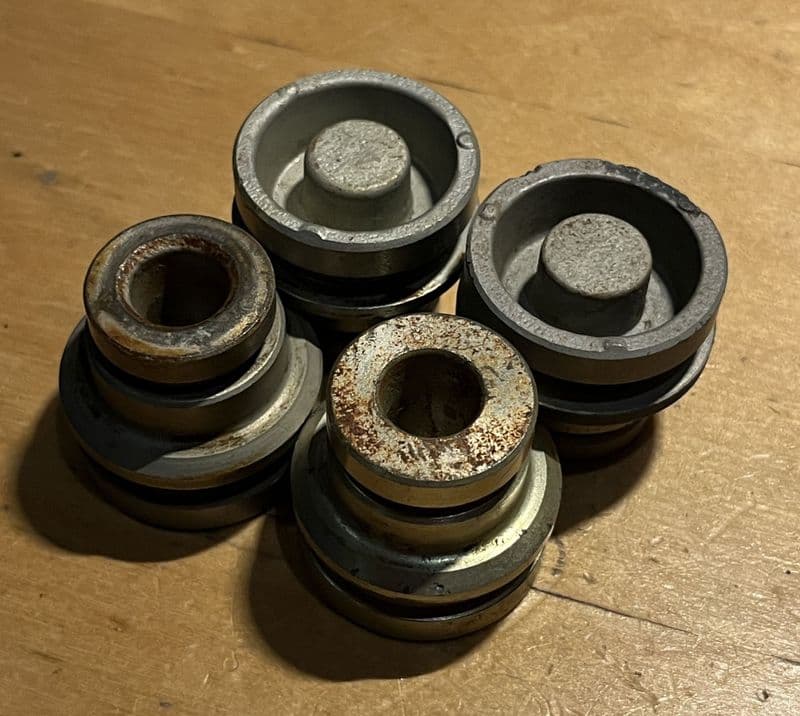 1965 -1982  Set of 4x  GM 5457264  REAR C2  C3 Corvette Rear Brake Caliper Pistons used