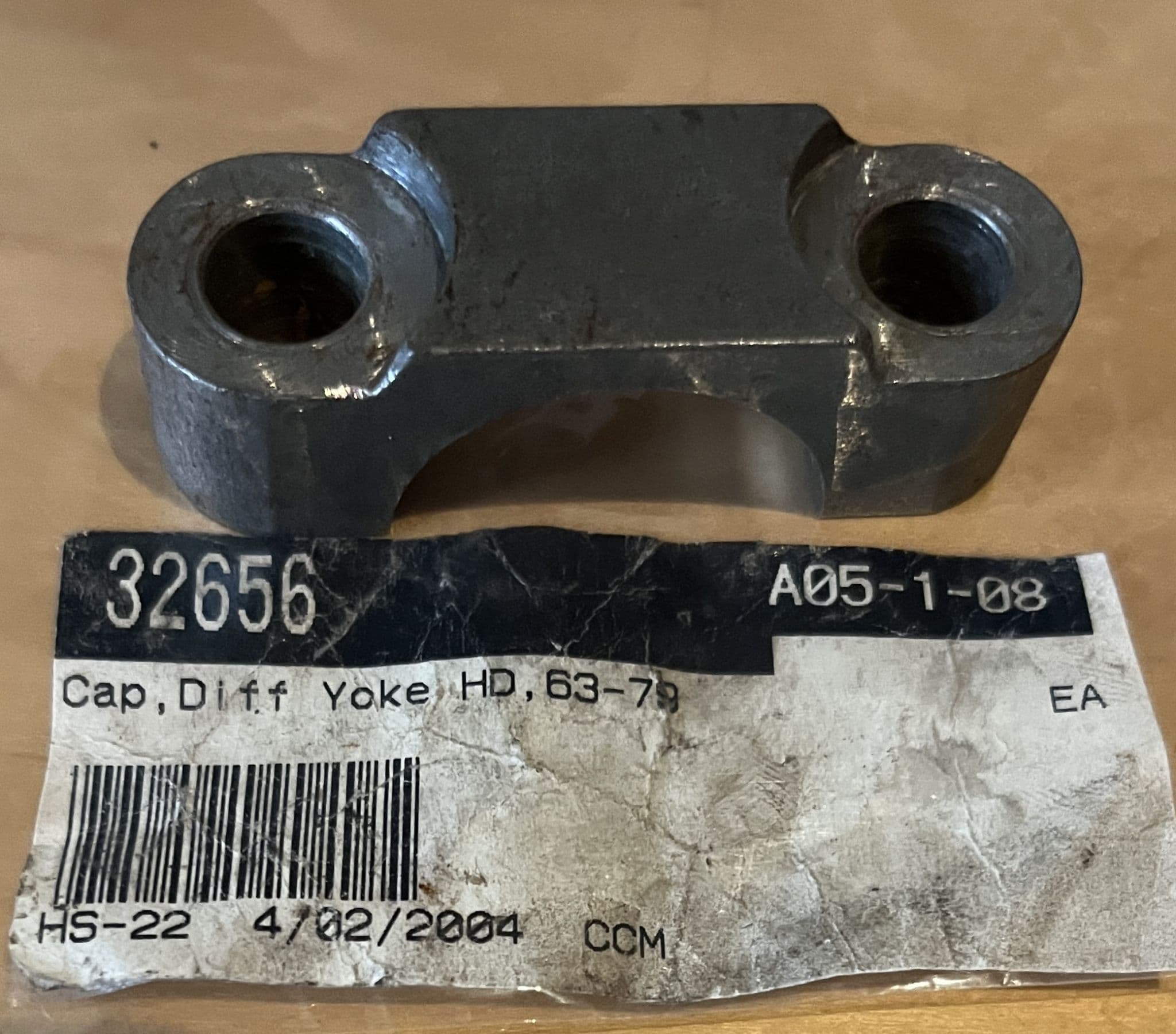 196575 C2 C3 Corvette GM 3872909 Heavy Duty Diff Side Yoke CAP for