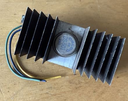 1966 -1976 C3 RADI0 RPO U 69 MONO amp DS501 transistor on heatsink UNTESTED Used