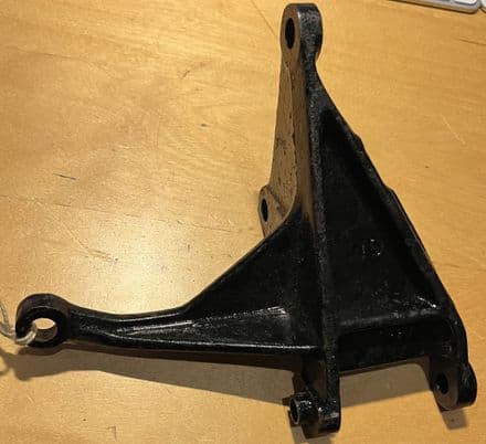 1966-74 427-454 Alternator BRACKET GM 3882810 except P/S powder coated