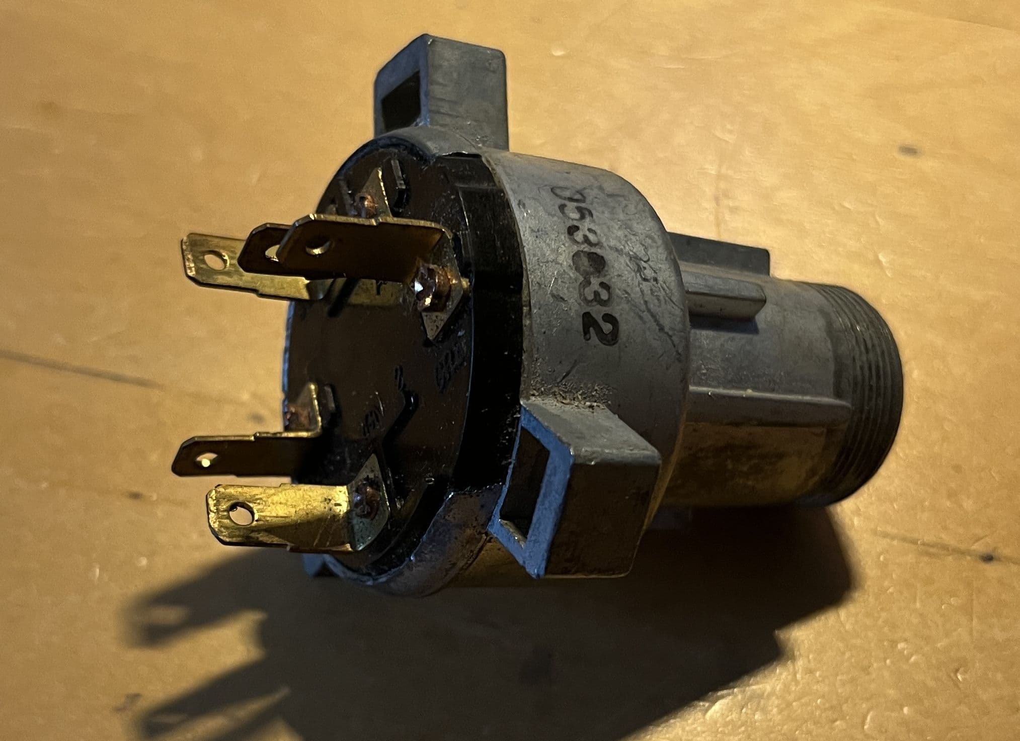 thumbnail image 2 of Standard US105 Ignition Starter Switch For 70-02 Firebird / 84-96 Corvette With Tilt Column 2 of 5