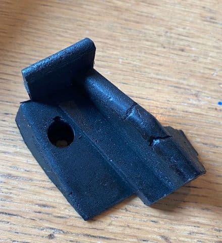 1968-1969E C3 Corvette, 3919621 LOCK PILLAR WEDGE Convertible Weatherstrip, New