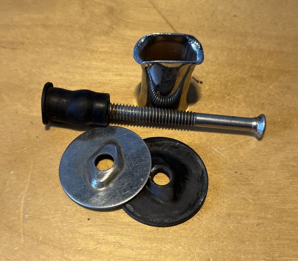 19681975 C3 Corvette 2 5" Luggage Rack Screw spacer insulator & plug used