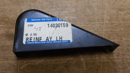 1968-1982 C3 Corvette,Header Bar Reinforcement Bracket LH, GM 14030159,New