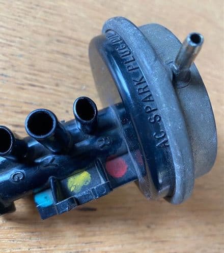 1968-82 gm 5638427 CORVETTE HEADLIGHT WIPER ACTUATOR RELAY VACUUM USED GM 5638427 SWITCH