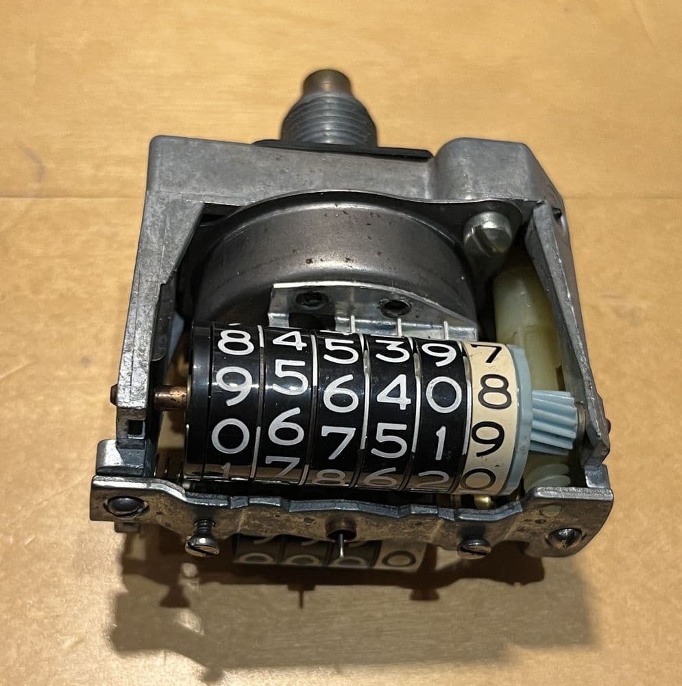 1968 only C3 Corvette Speedo Odometer & Trip MECH ASSY for screw on