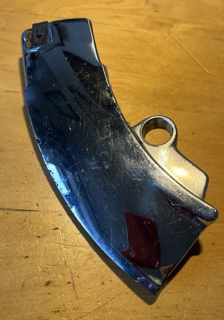 1968L - 1976 Windshield Frame Left Top Latch Plate GM 3966601 Original USED