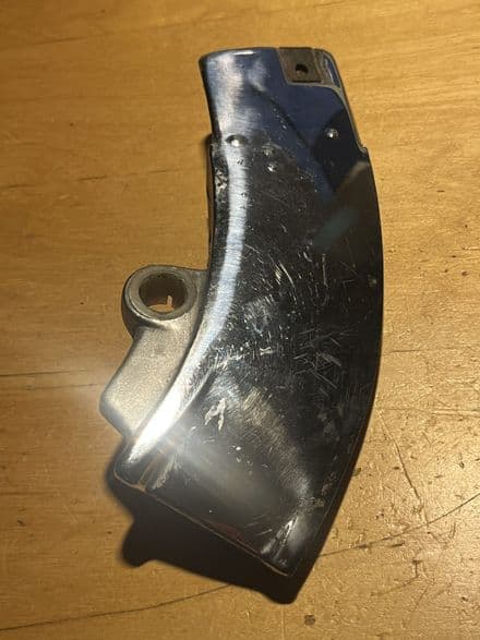 1968L - 1976 Windshield Frame Right Top Latch Plate GM 3966602 Original USED