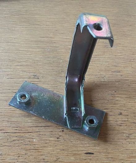 1969-1976 Bracket C3 Radiator RH upper Core Support GM 3952976 , Used good