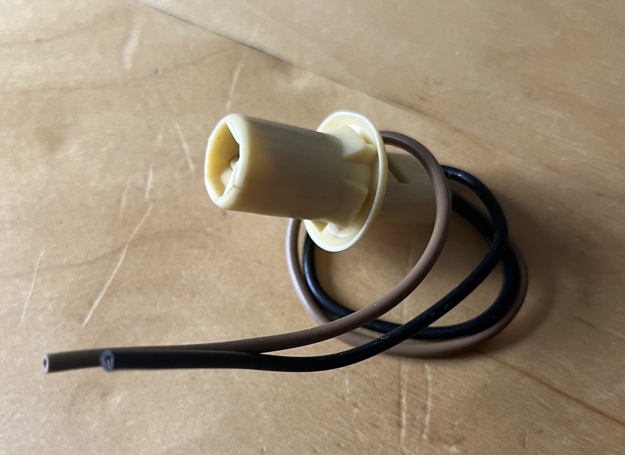 19691990 CHEVY Side Marker lamp SOCKET Standard S97