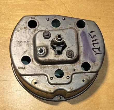 1969 -70 -71 incomplete working SPEEDO green numerals ,GM 6492696 code LB used