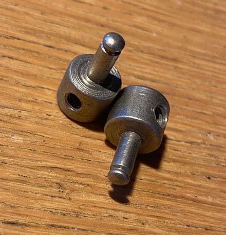 1969-82 C3 1x PIVOT door handle opening ,New GM