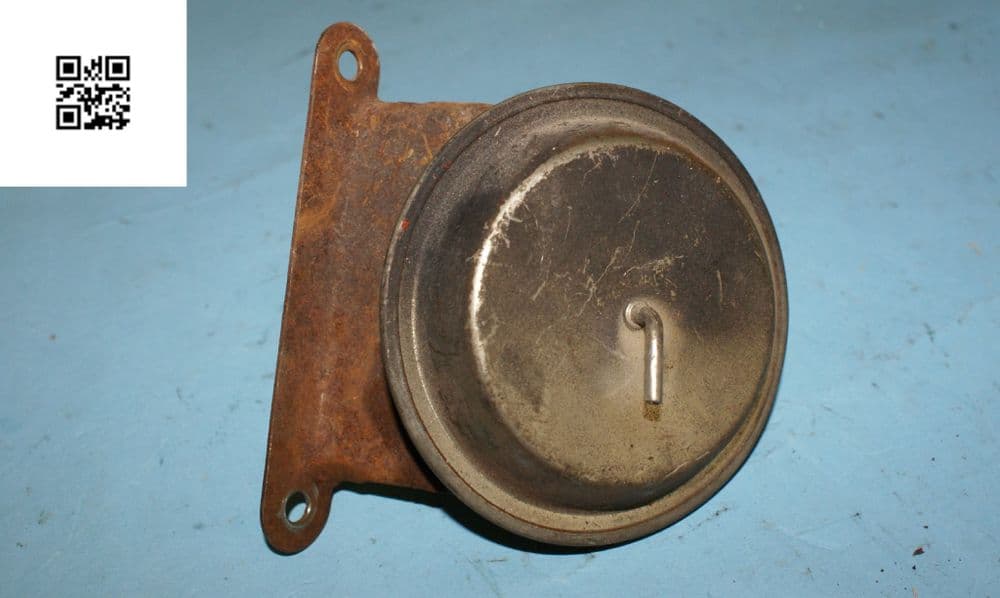 196982 Corvette C3 Heater Vacuum Actuator GM 3917319 Used Fair