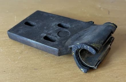 1970-1975 Corvette Convertible GM 3977877 DOOR PIN GUIDE RECEIVER Used