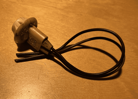 1970-96 C3 C4 Lamp Socket for 194 bulb GM8901283 , 8918527 good used